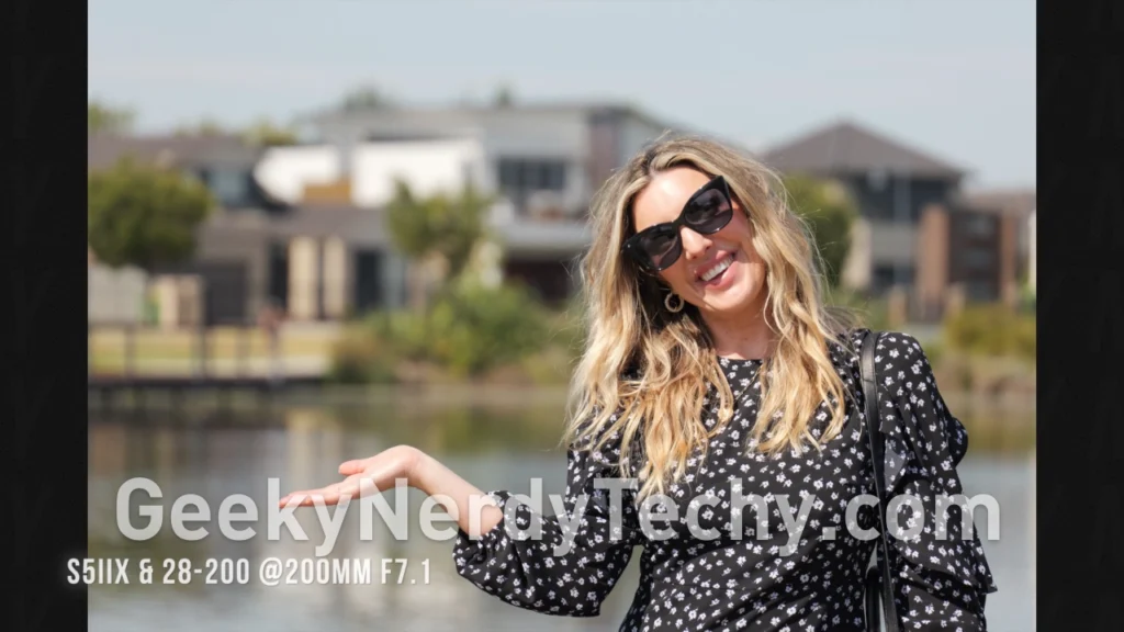 Panasonic 28-200mm F4-F7.1 Bokeh Background Blur