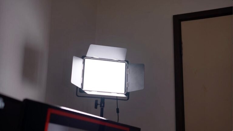 Weeylite WP35 RGB LED Panel Light Review – Best LED Light!?