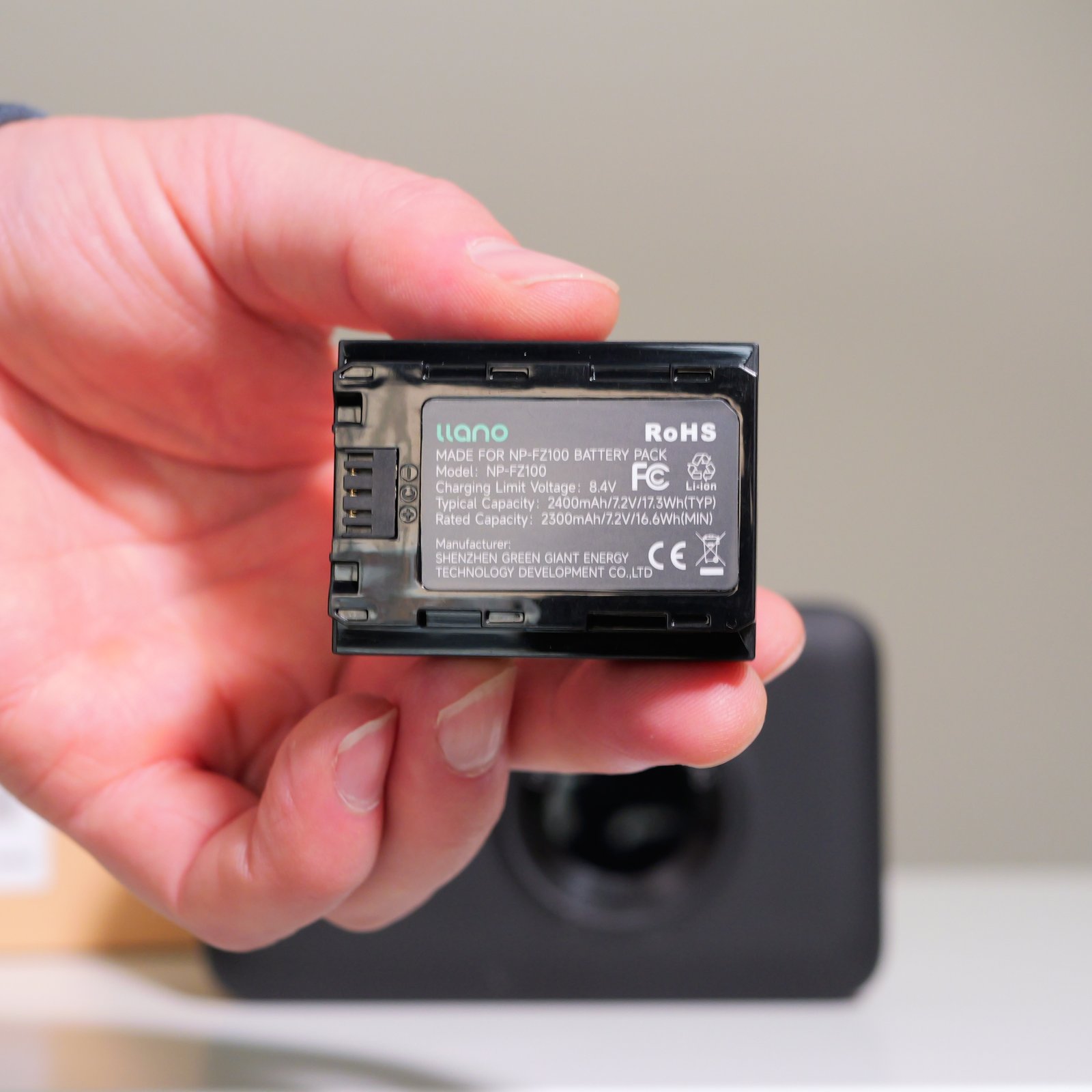 llano 2-in-1 NP-FZ100 Fast Camera Dual Battery Portable Charger for Sony - Image 8