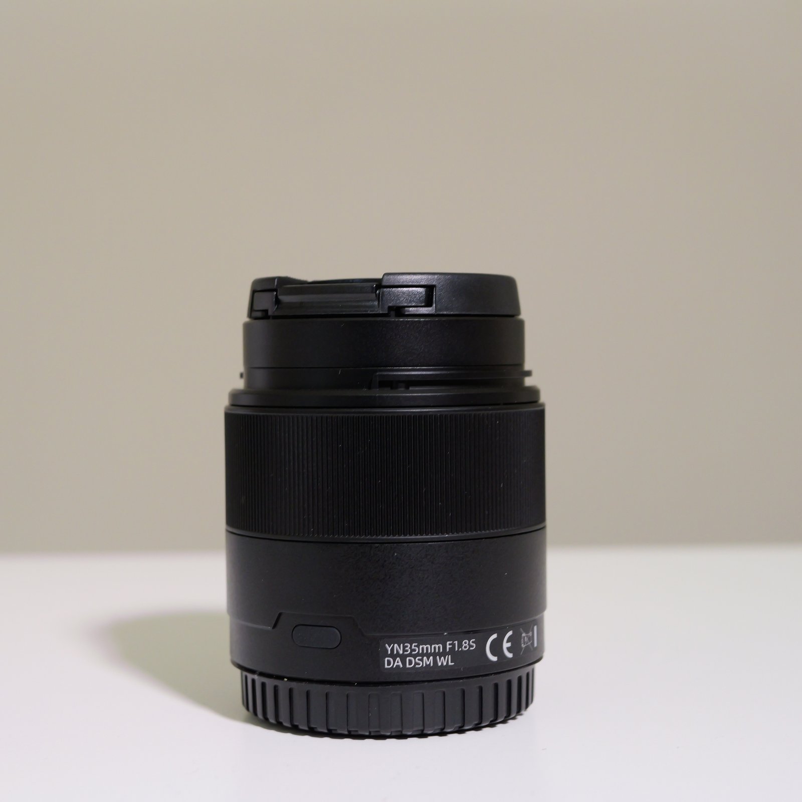 YongNuo YN35mm AF F1.8S DA DSM WL APS-C Lens (E Mount for Sony) - Image 7