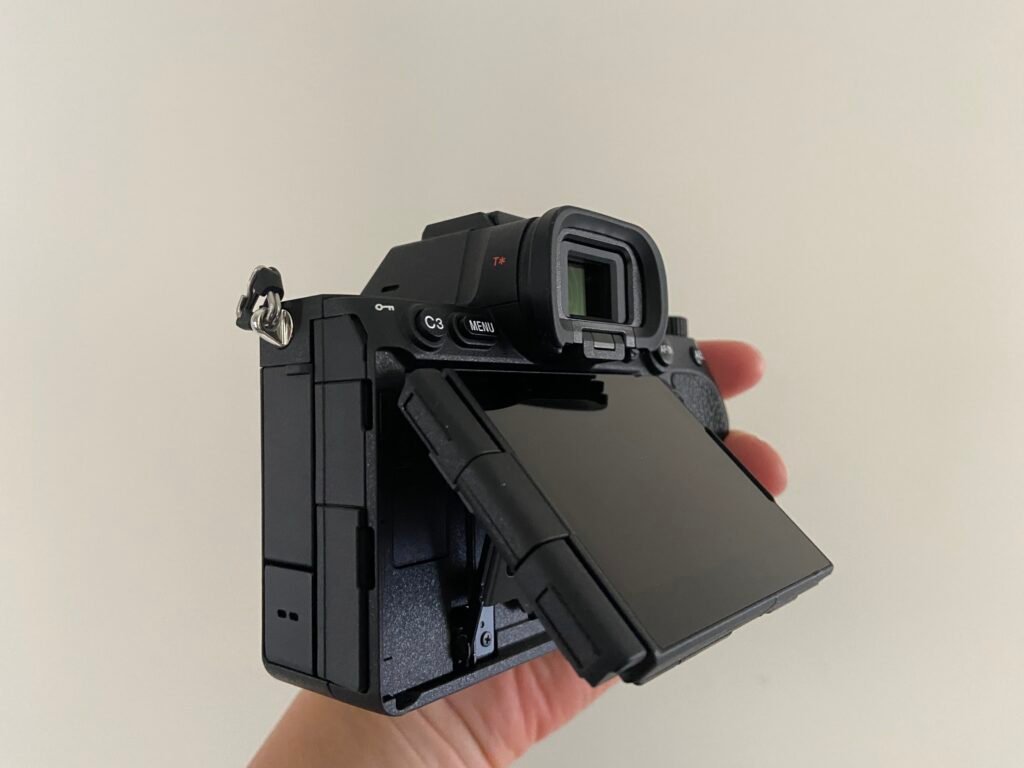 Sony A7 V Flip Screen